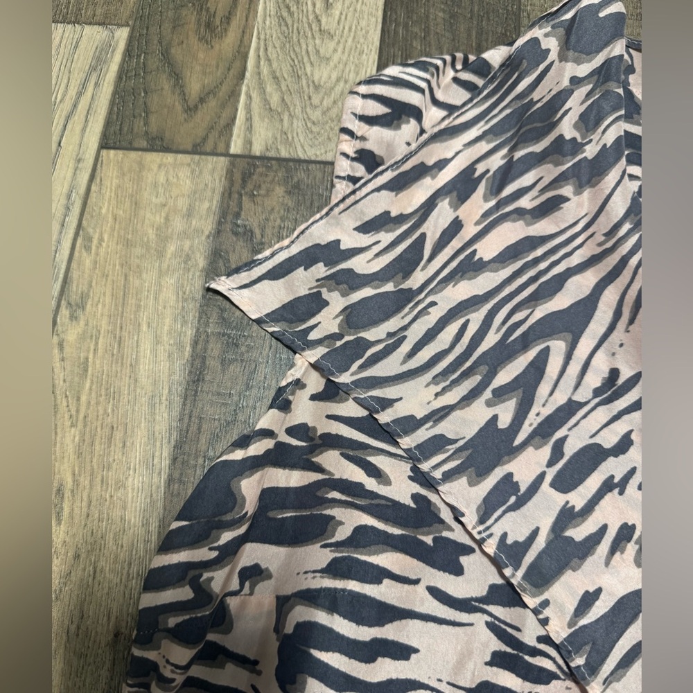 CAbi Sleeveless Silk Blouse - Picture 4 of 6